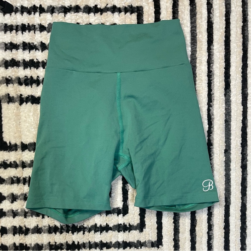 Bombshell Sportswear refined shorts in green tea size MEDIUM